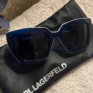 Karl Lagerfeld BLUE Cat-Eye Sunglasses🥳🥳❌❌